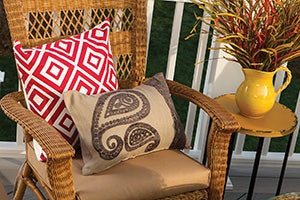 Backyard porch decor