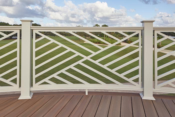 TimberTech Pinnacle Rail with Chippendale infill