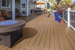 TimberTech EDGE Coconut Husk Sea Salt Gray design-your-own deck