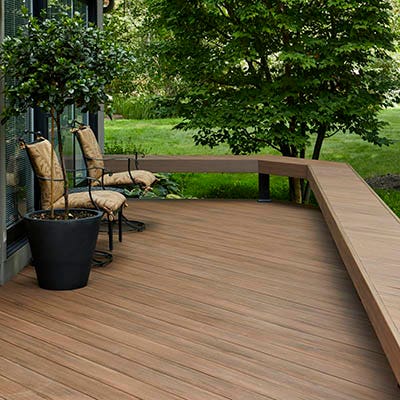Low maintenance decking reviews for a stress-free deck