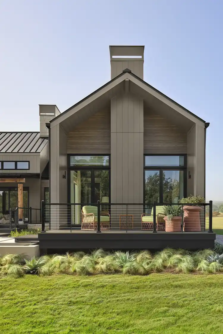 Hardie-Artisan-Shiplap-Siding-SL-0009b.webp