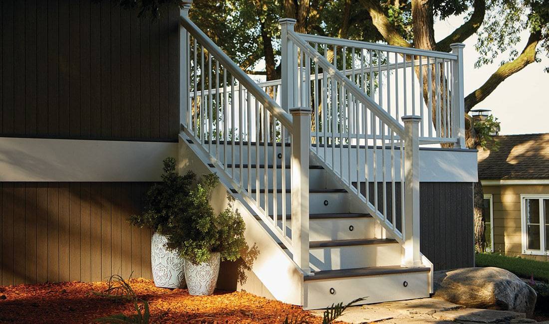 installing deck railing impression rail express 1100x650 2