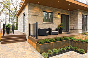 Match your deck design to the architectural style of your home