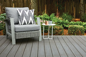 A composite deck built from TimberTech AZEK Vintage Collection decking in Coastline