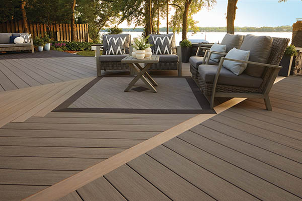 Big backyard ideas go bold with complex deck patterns