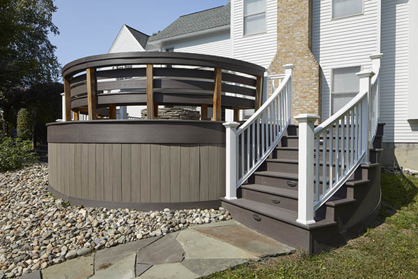 Curved deck with fascia