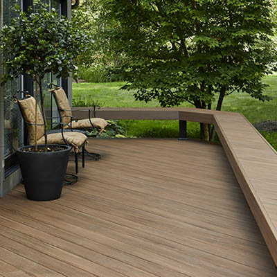 Low maintenance decking reviews for a stress-free deck