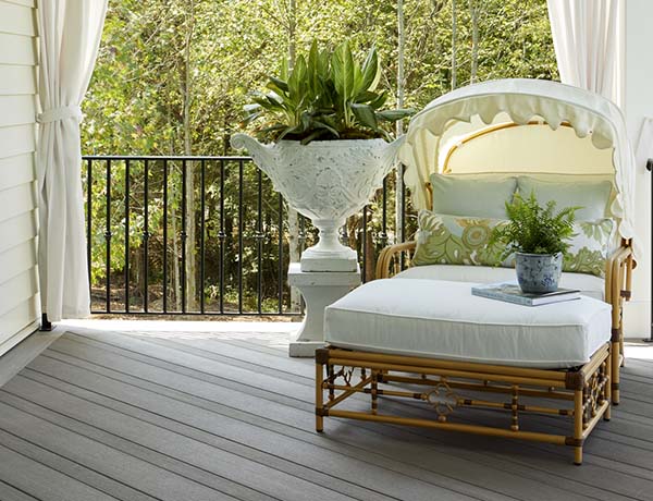modern deck designs reading nook