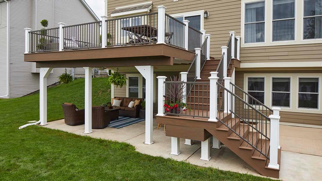 3D Image Gallery Sophisticated Two-Story Deck in Dark Roast