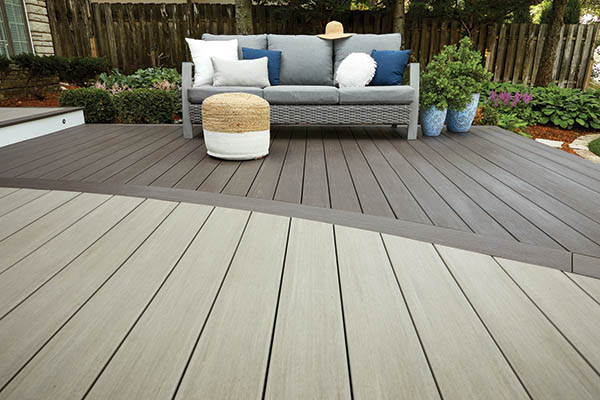 Low deck ideas include color blocking your deck surface