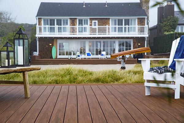 Maintenance for composite decking doesn't often doesn't require deck repairs