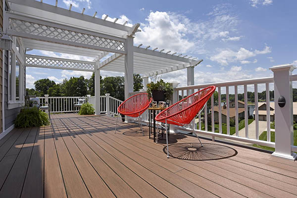 Back deck designs with covered deck features