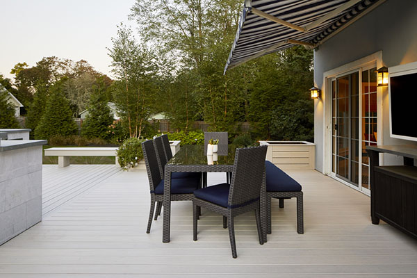 Include an outdoor dining area in your backyard upgrades