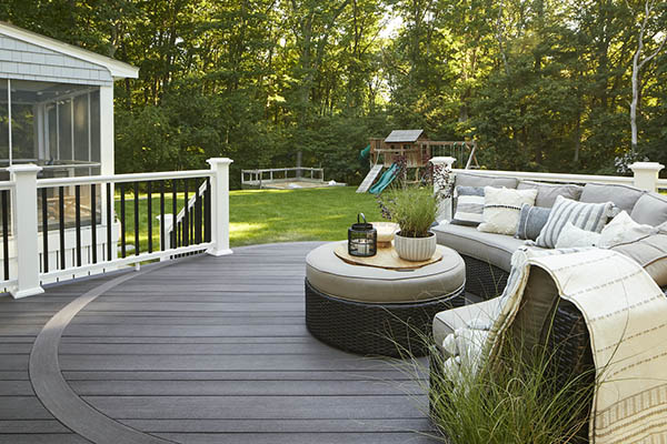 Modern deck designs with curved modular furniture