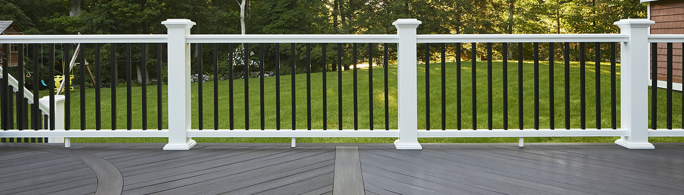 Creative Deck Rail Design Ideas