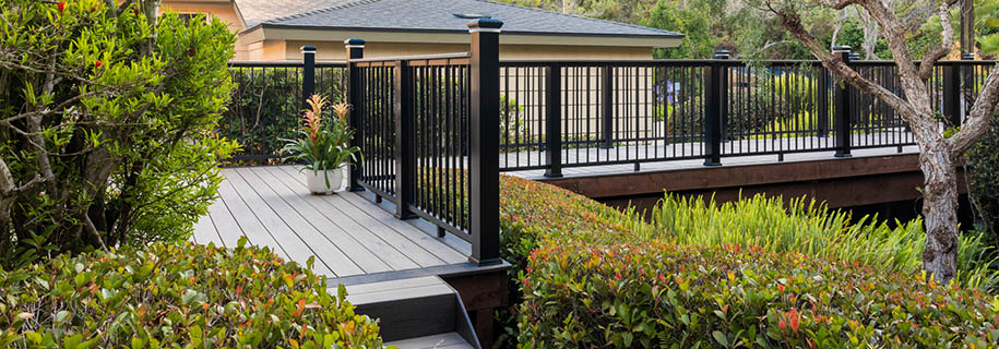 Modern deck railing ideas featuring metal railing