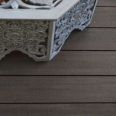 Make your new deck material a durable deck material with reclaimed wood looks