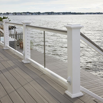 Railing designs range in complexity for DIY deck ideas