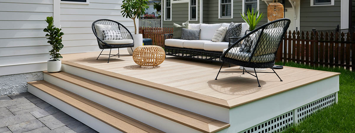 Easy deck ideas include a simple rectangle with multi-width decking
