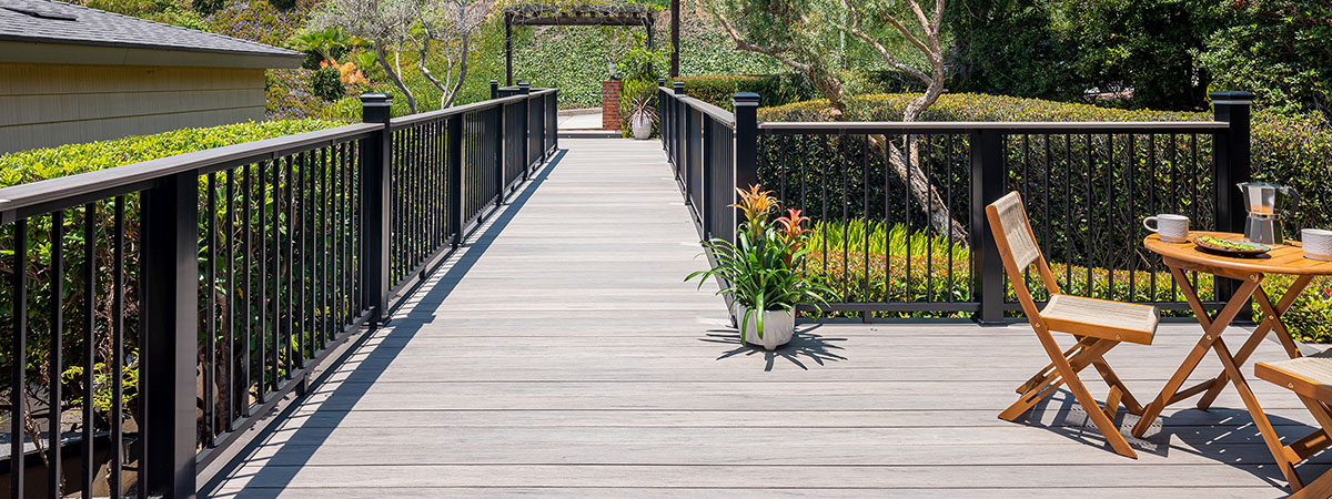 Easy deck railing ideas by TimberTech