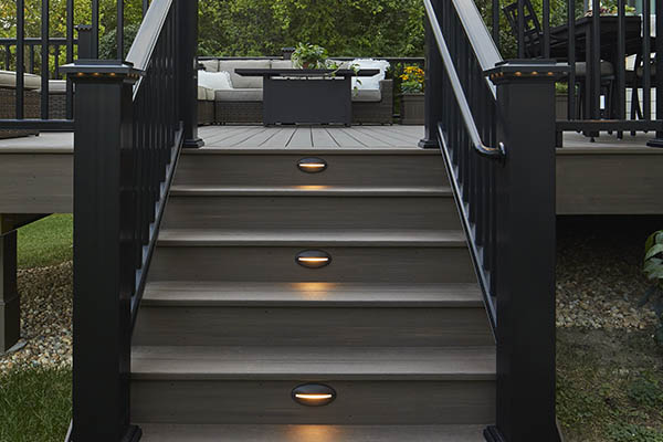 Small outdoor spaces benefits from built in lighting for atmosphere