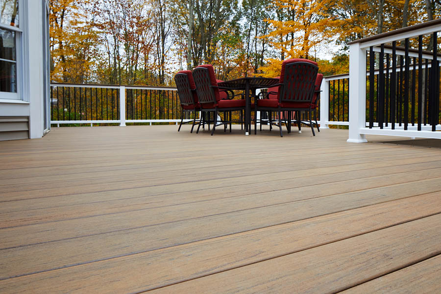 An expansive composite deck in Pecan built by local deck contactors