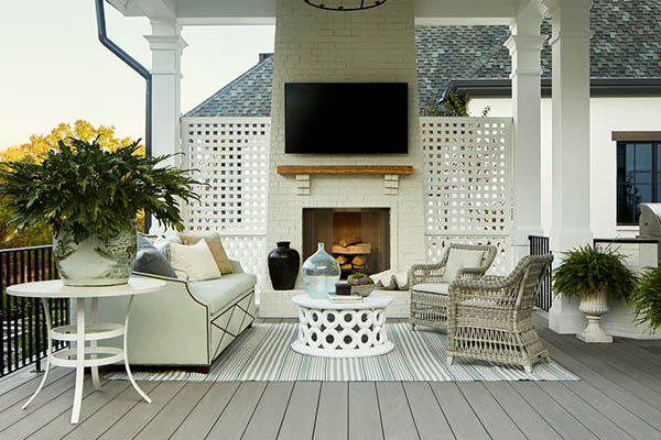 Rooftop deck ideas include a privacy screen like a trellis