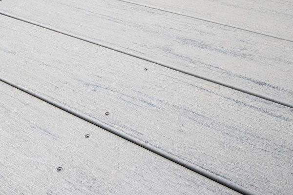 Close up of Silver Maple decking installed with TOPLoc color-matched screws