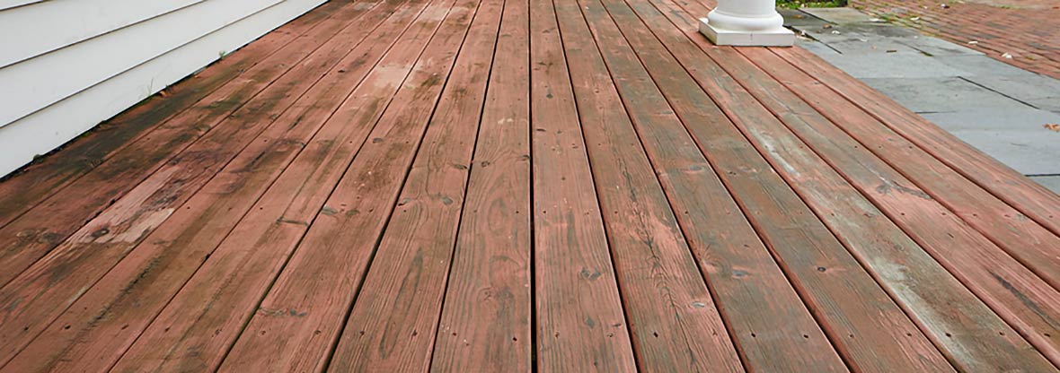 How to Make an Ice Melt For Your Wooden Deck