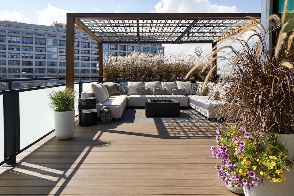 Residential Rooftop Deck Ideas - Fogueira Molhada